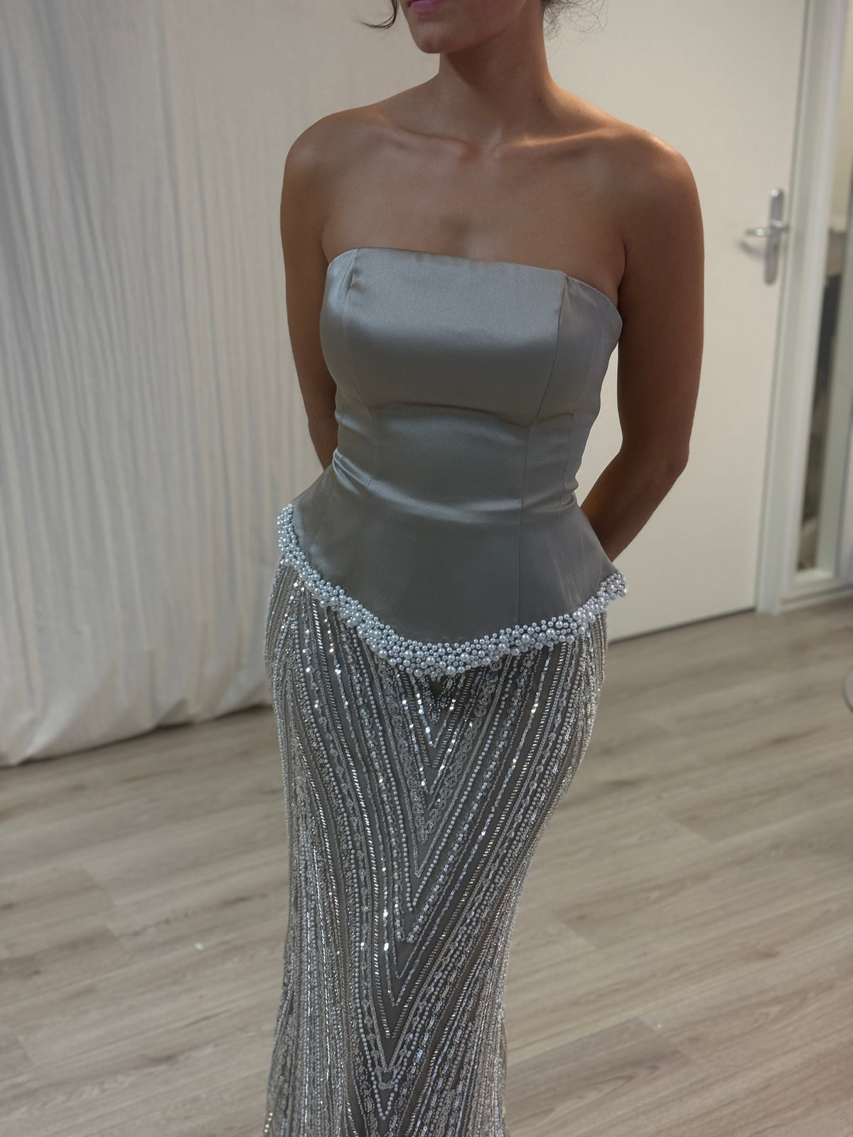 The Adene dress taupe