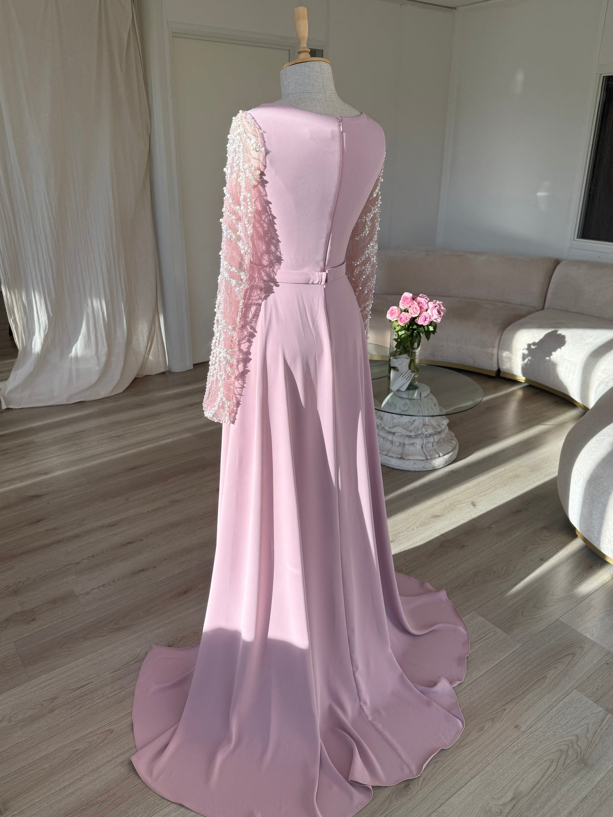 The Zeyna dress soft pink