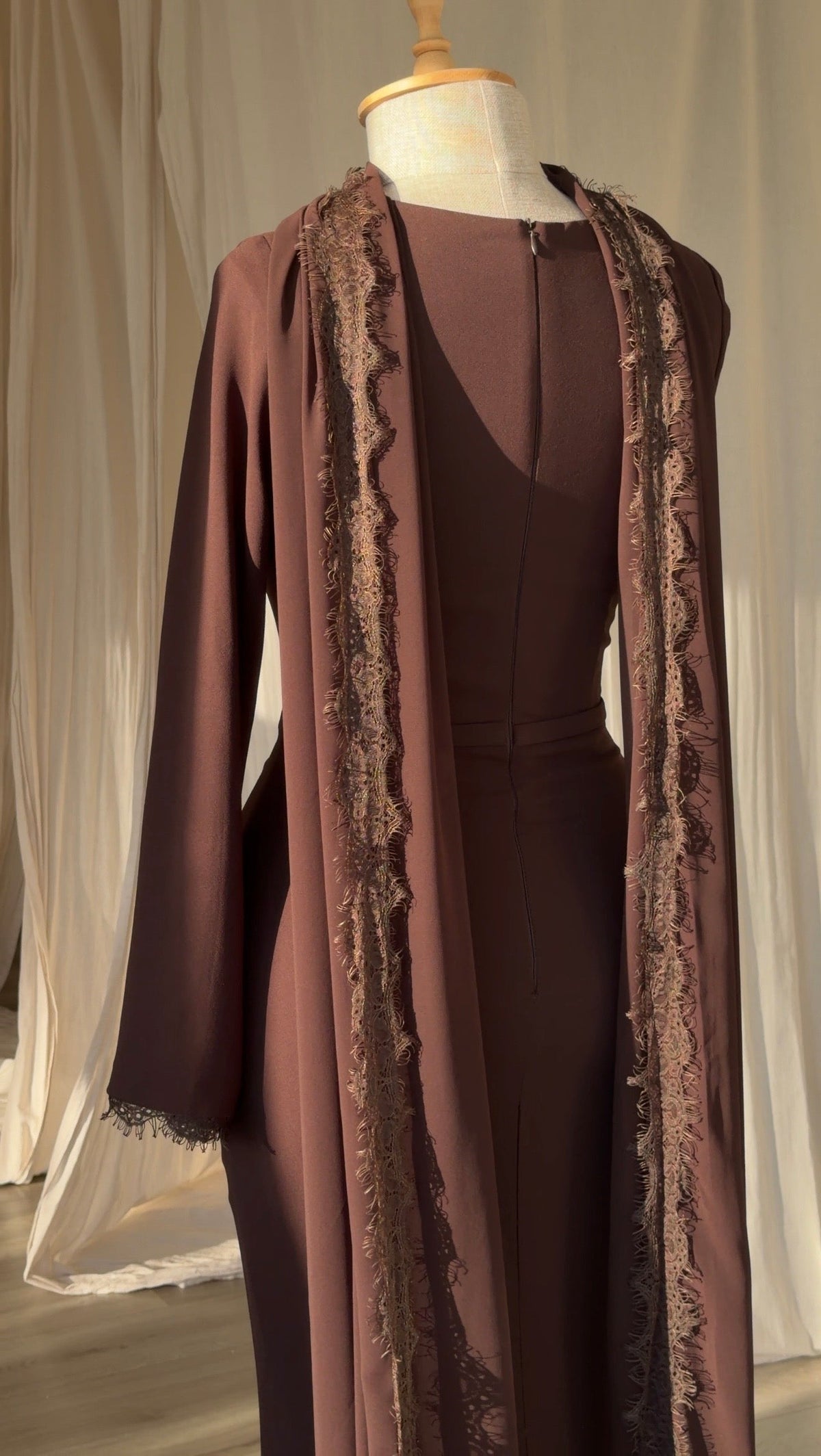 The Lamera dress brown