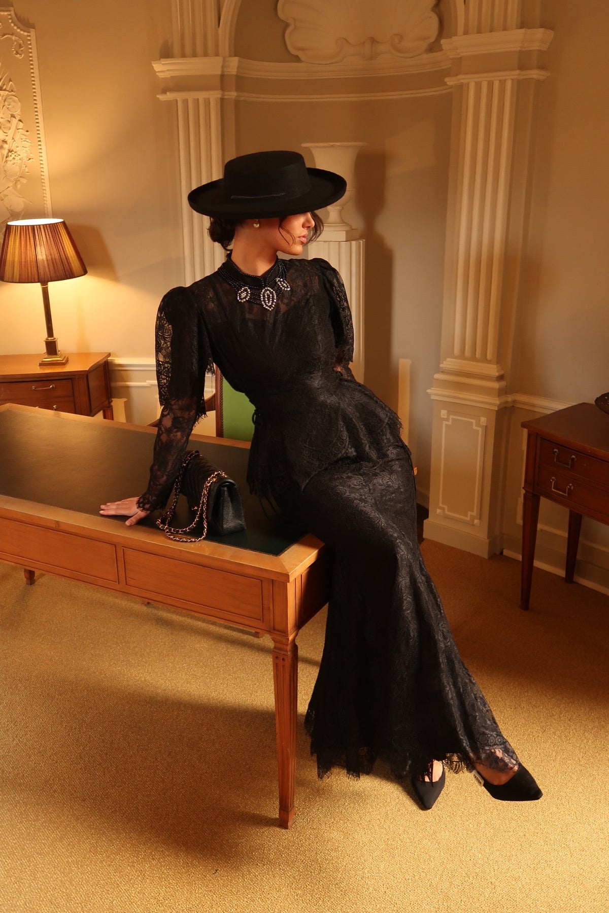 The Evelina Suit black