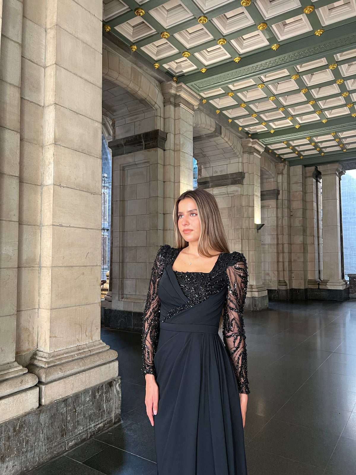 The Ardila dress black