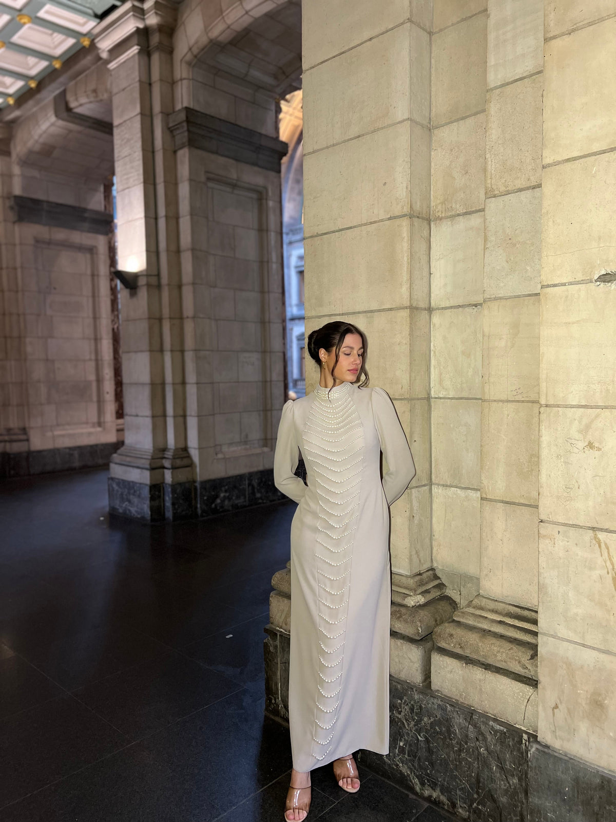 The Bahar dress beige