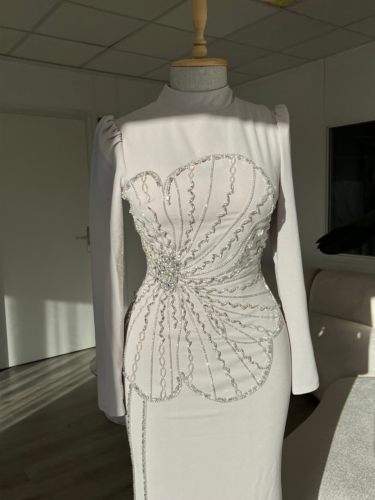The Nursema dress beige