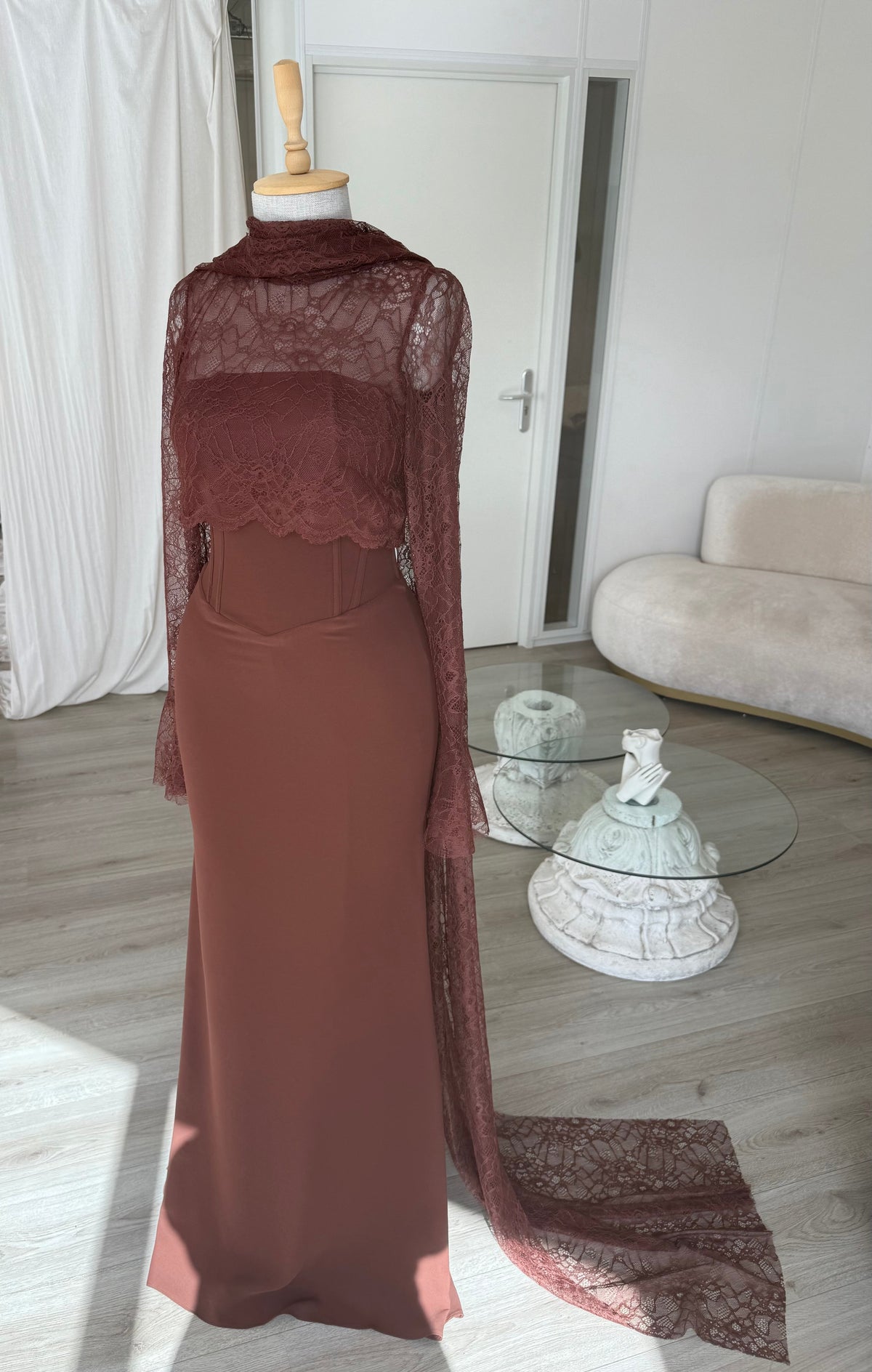 The Amera dress brown
