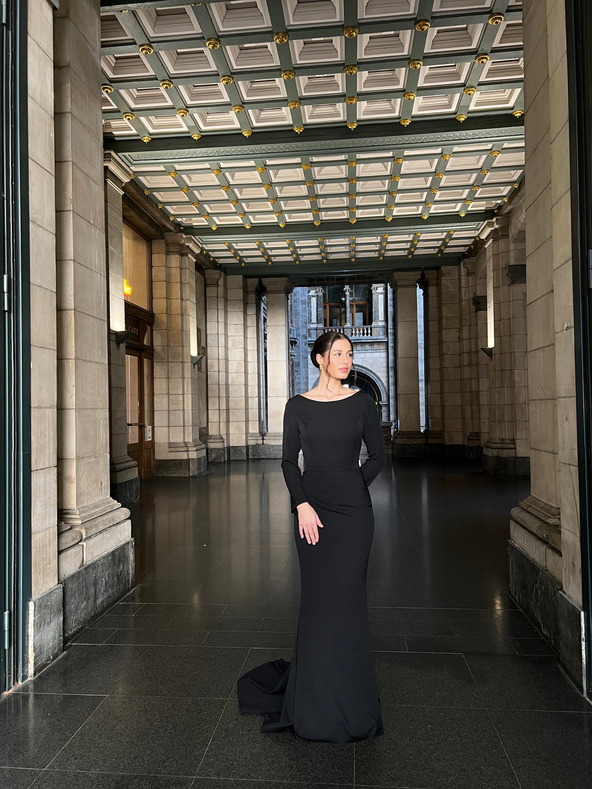 The Hafsa dress black